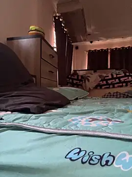 CoaZh BigP18 online show from 10-02-25, 03:57