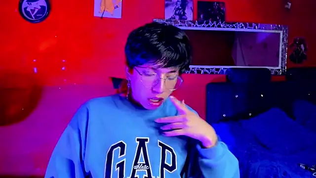 AnggelONfiree online show from 02-18-25, 03:21