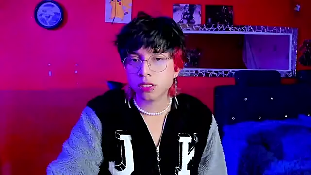 AnggelONfiree online show from 03-04-25, 05:53