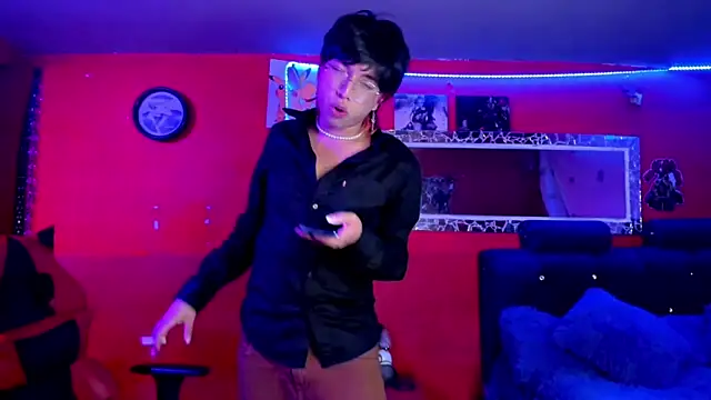 AnggelONfiree online show from 03-05-25, 10:33