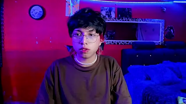 AnggelONfiree online show from 03-06-25, 03:46