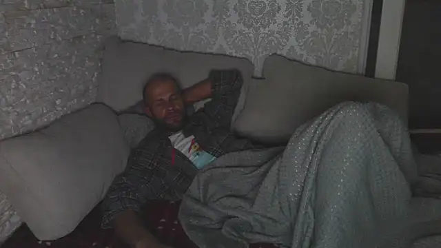 Snapshot of Zbochunec chatting on 09-17-25, 10:00 Zbochunec online show from 09-17-25, 10:00