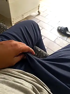 yaradayar online show from 04-18-26, 02:48