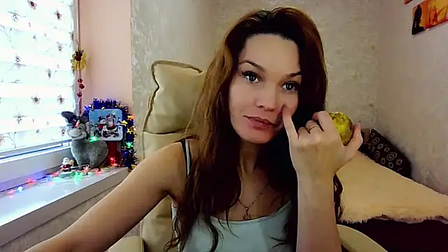 Snapshot of impossibleluna chatting on 12-11-24, 09:09 impossibleluna online show from 12-11-24, 09:09