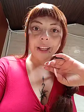 Snapshot of madelaine- chatting on 03-11-25, 05:46 madelaine- online show from 03-11-25, 05:46