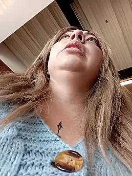 madelaine- online show from 01-07-26, 07:05