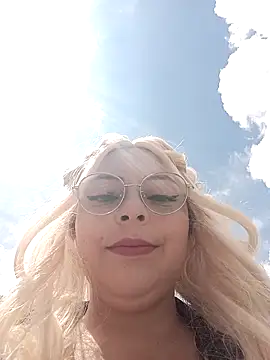 madelaine- online show from 03-14-26, 06:35