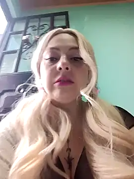 madelaine- online show from 04-16-26, 09:39