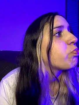 valentina jonnes1 online show from 01-11-26, 03:44