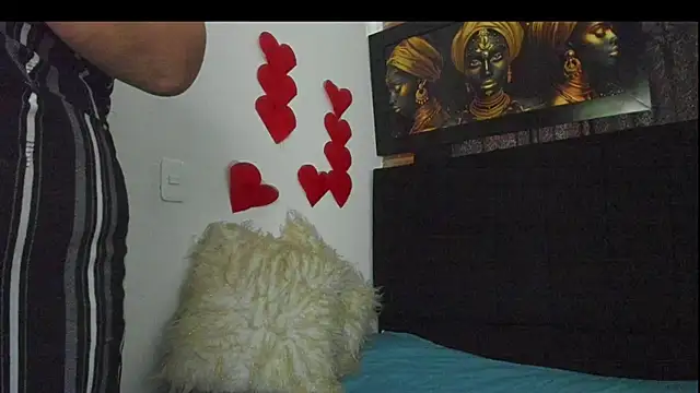 Evaaross 2345 online show from 02-24-25, 12:37