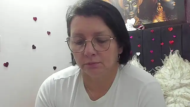 Evaaross 2345 online show from 03-19-26, 02:32