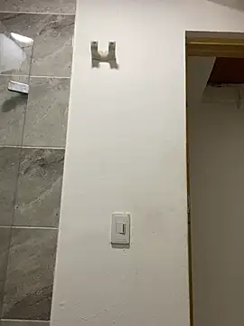 HellenHylls online show from 01-19-25, 07:46