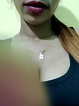 Snapshot of RUPAI009 chatting on 12-18-24, 12:40 RUPAI009 online show from 12-18-24, 12:40