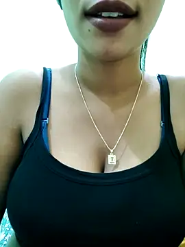 Snapshot of RUPAI009 chatting on 03-19-25, 06:46 RUPAI009 online show from 03-19-25, 06:46