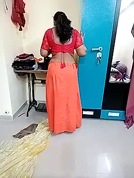 PayalSharmahot143 online show from 10-14-25, 02:34