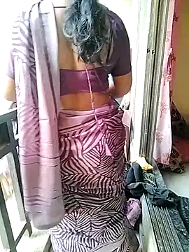 PayalSharmahot143 online show from 02-11-26, 02:27