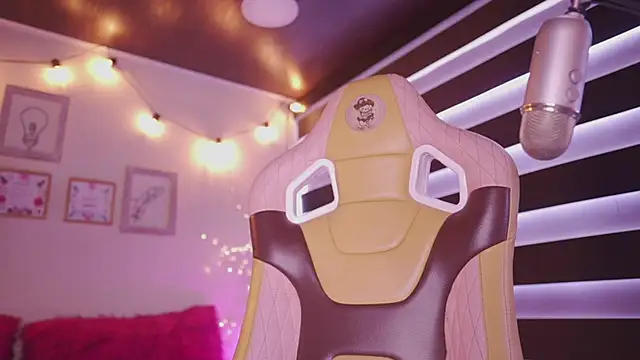 milly kenner online show from 09-16-25, 06:42