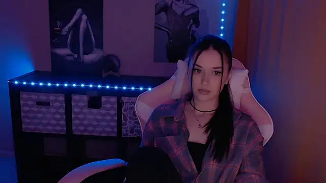 Snapshot of AlisaLink chatting on 01-21-25, 06:55 AlisaLink online show from 01-21-25, 06:55