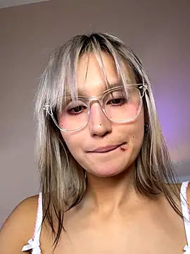 bigbabykiki online show from 10-04-25, 03:43