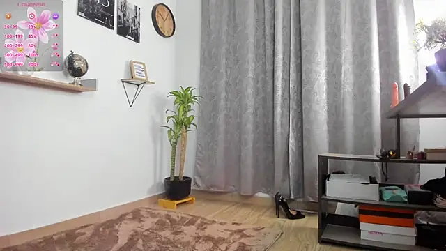 SophieBaker   online show from 11-11-25, 03:06