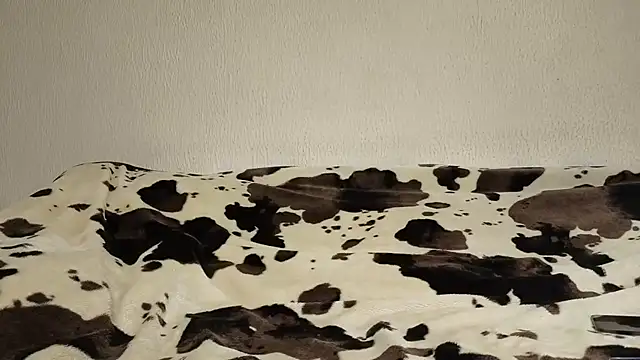 Snapshot of Zgodanilep chatting on 01-14-26, 04:18 Zgodanilep online show from 01-14-26, 04:18