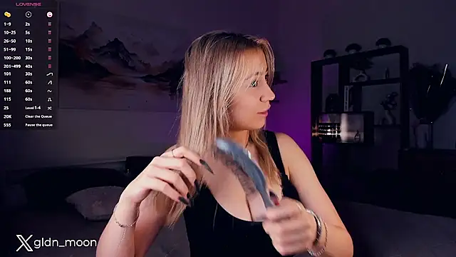 Snapshot of EternalLiberty chatting on 01-25-25, 07:39 EternalLiberty online show from 01-25-25, 07:39