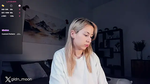 Snapshot of EternalLiberty chatting on 02-15-25, 07:39 EternalLiberty online show from 02-15-25, 07:39