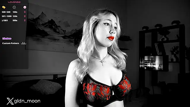 Snapshot of EternalLiberty chatting on 02-24-25, 02:30 EternalLiberty online show from 02-24-25, 02:30