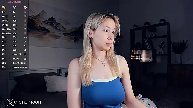 Snapshot of EternalLiberty chatting on 03-05-25, 07:38 EternalLiberty online show from 03-05-25, 07:38