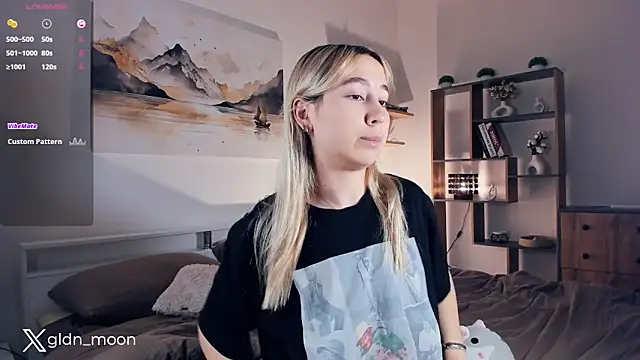 Snapshot of EternalLiberty chatting on 03-23-25, 01:53 EternalLiberty online show from 03-23-25, 01:53