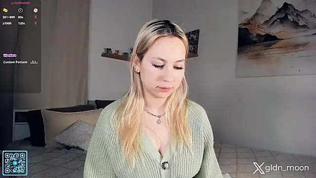 Snapshot of EternalLiberty chatting on 11-14-25, 03:05 EternalLiberty online show from 11-14-25, 03:05