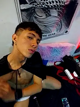 Snapshot of Justyn_Ross chatting on 11-02-25, 03:53 Justyn Ross online show from 11-02-25, 03:53