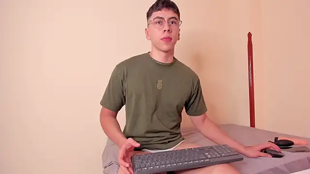 Alexx oconnor online show from 02-16-25, 01:49