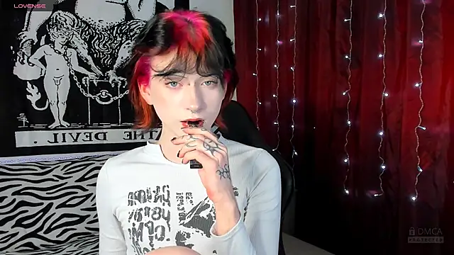 Vailyreb  online show from 12-23-24, 04:39