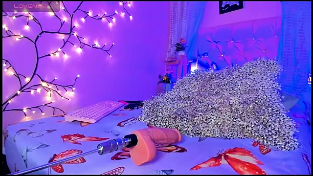 Snapshot of Dulce_Girl_ chatting on 12-06-24, 08:37 Dulce Girl online show from 12-06-24, 08:37