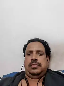 Raj1043 online show from 12-26-24, 07:38