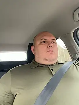 Snapshot of BigromeoXX chatting on 03-27-26, 04:07 BigromeoXX online show from 03-27-26, 04:07