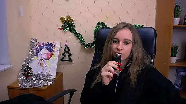 Snapshot of _Nicole_new chatting on 12-24-24, 03:26 Nicole new online show from 12-24-24, 03:26