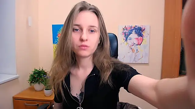 Snapshot of _Nicole_new chatting on 03-14-25, 12:29 Nicole new online show from 03-14-25, 12:29