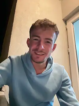 Snapshot of eddy355 chatting on 10-31-25, 08:10 eddy355 online show from 10-31-25, 08:10