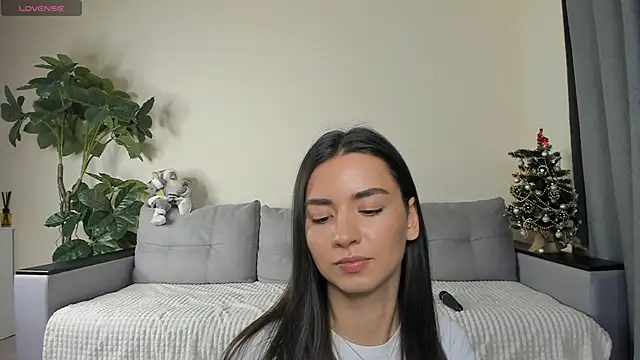 NicoleLuv online show from 01-06-25, 04:13