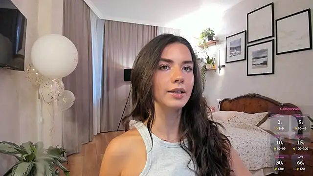 Snapshot of NicoleLuv chatting on 07-26-26, 05:20 NicoleLuv online show from 07-26-26, 05:20
