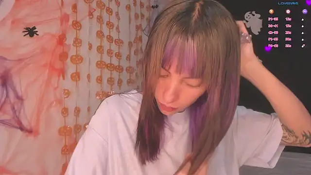 MiaGoth  online show from 11-05-25, 02:22