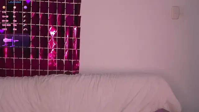 MiaGoth  online show from 01-08-26, 01:08