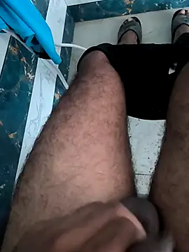 yourboy2000   online show from 09-10-25, 01:38