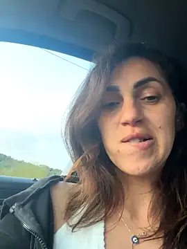 EmaSkyes online show from 09-27-25, 04:01