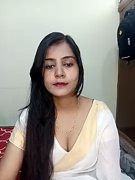 Snapshot of Miss-Riyasingh chatting on 04-19-26, 04:34 Miss-Riyasingh online show from 04-19-26, 04:34