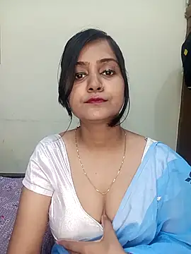 Snapshot of Miss-Riyasingh chatting on 05-08-26, 12:54 Miss-Riyasingh online show from 05-08-26, 12:54