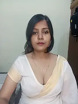 Snapshot of Miss-Riyasingh chatting on 05-17-26, 05:20 Miss-Riyasingh online show from 05-17-26, 05:20