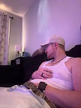 bigred0808 online show from 03-11-26, 03:40